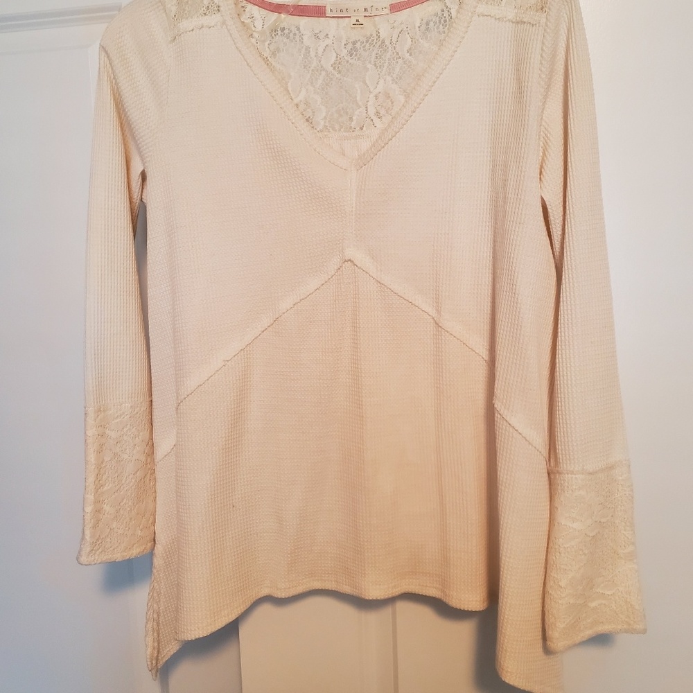 Hint of mint long sleeve shirt